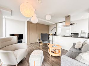 Photo 5- click for photo gallery